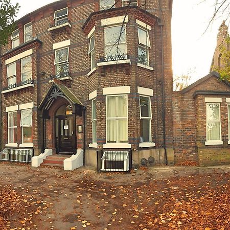 Sefton Grange Hotel Liverpool Esterno foto