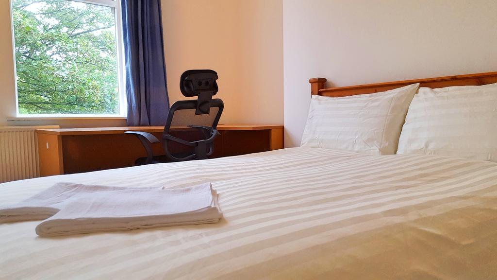 Sefton Grange Hotel Liverpool Esterno foto